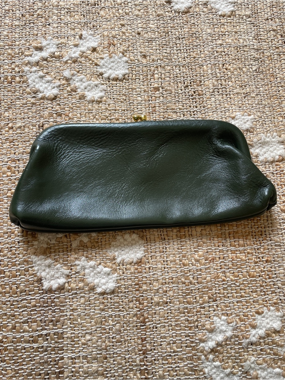 dark green vintage leather clutch bag Gold Tone Kisslock Clasp